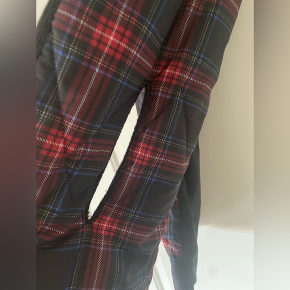 Black and Red Plaid Down Scarf - Picture 3 of 4